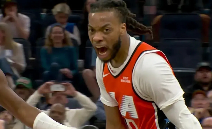 加兰首秀差点砸锅！
在今天快船与勇士的比赛中，快船新援加兰千呼万唤始出来，今天终