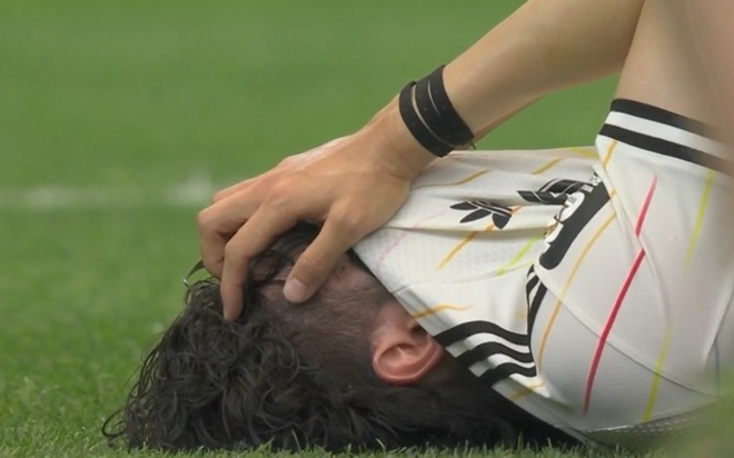 2-1读秒绝杀，巴西祖师爷狠狠给狂妄的日本上了一课！
赛前全队飘得没边，球员踩内