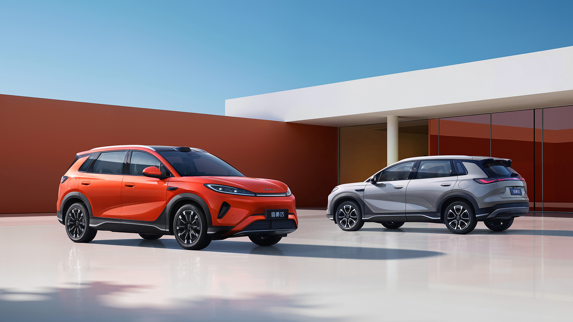 4月20日，比亚迪海洋网全新海狮05正式上市，推出EV与DM-i双版本，EV版指