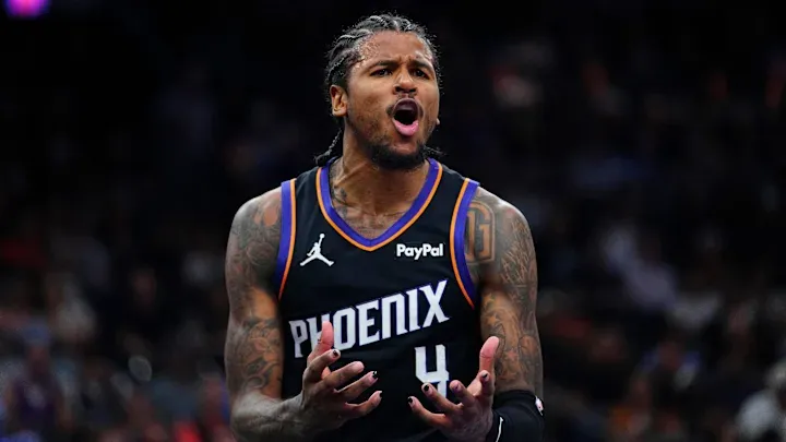 NBA常规赛，太阳131-105大胜灰熊。

此役，杰伦-格林出战24分钟，18