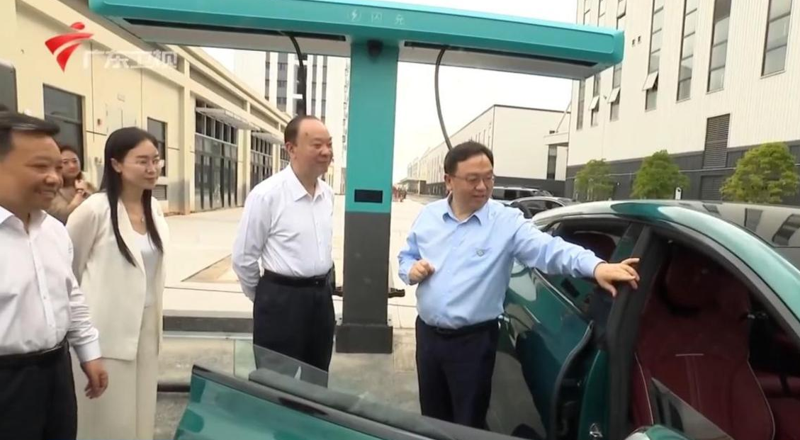 黄坤明调研深汕比亚迪汽车工业园！点赞自主创新发展路线