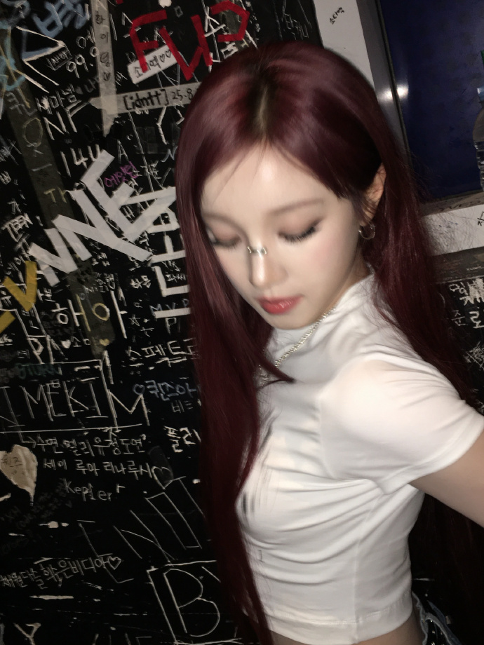 宋雨琦的今日份小穿搭，还是很有特点的，很可以的！