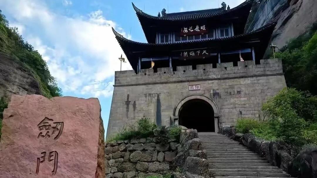 一首《蜀道难》，免费解锁5A景区剑门关门票！