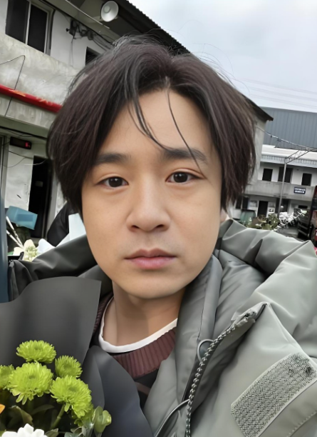 大家有没有发现，

就演孟万福这演员黄澄澄，

无论他演的是什么角色，就只要他这