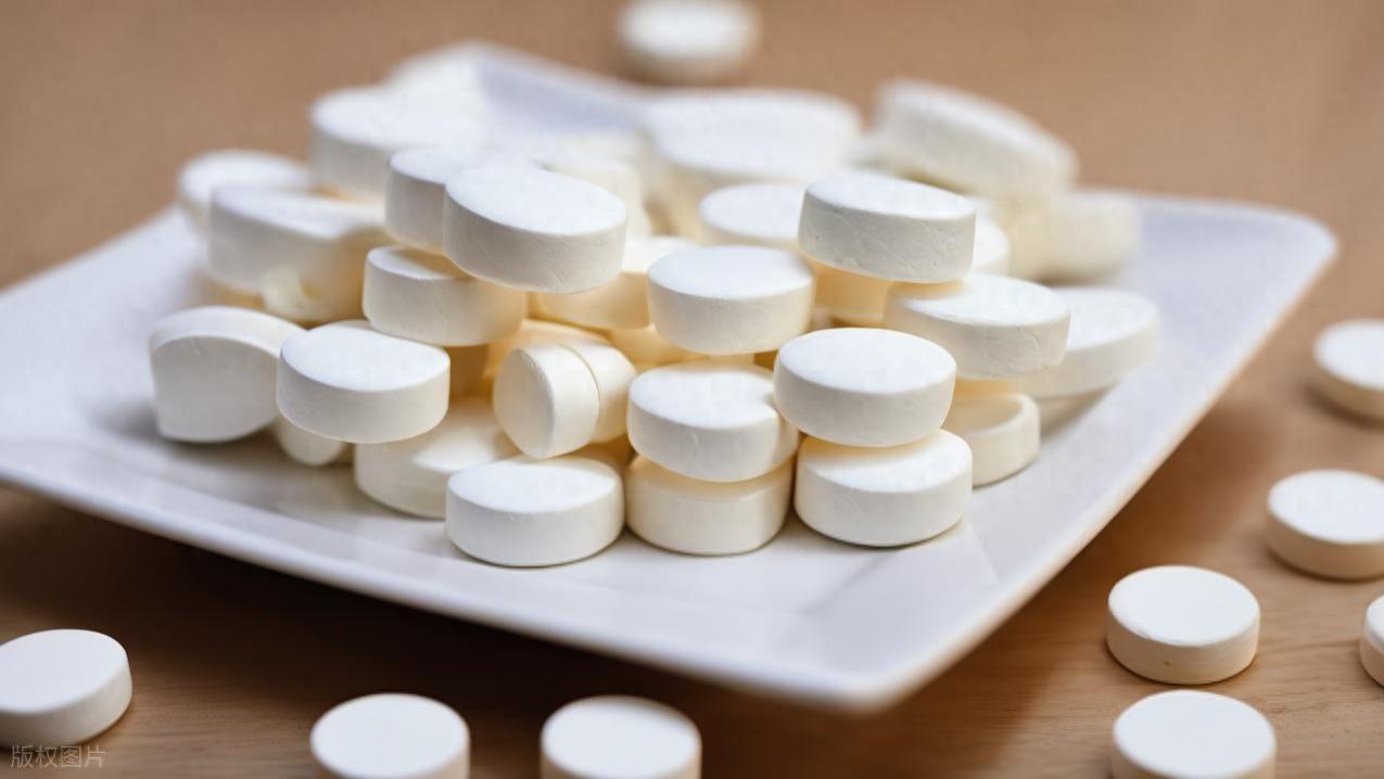 生殖器疱疹别乱吃药！这份用药指南，能少遭罪！