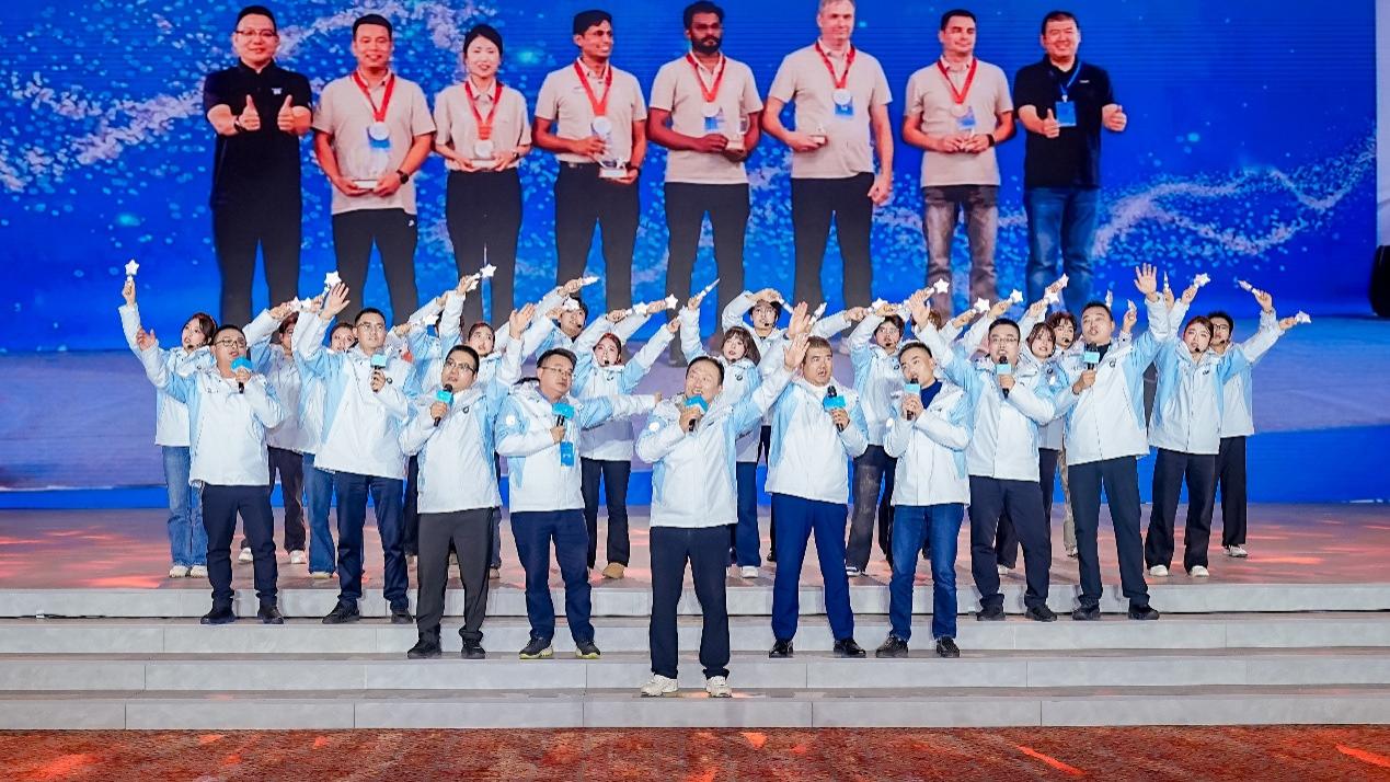 长安凯程实力宠粉！与用户共玩！长安汽车第十届全球粉丝盛典启幕