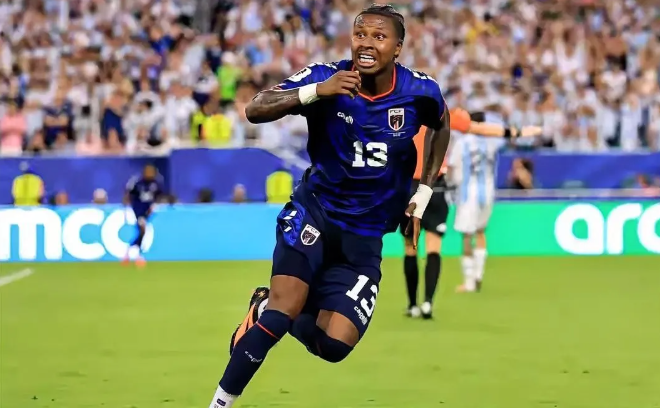 球迷苦等4年，值得我们熬夜的世界杯比赛来了！

     世界杯16强全部入席，