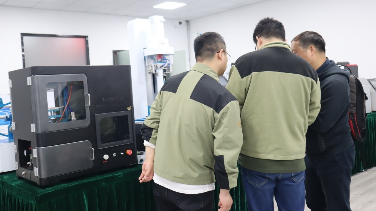 BAM摩擦感度仪：　西北工业大学科研团队赴上海觐嘉考察 共探产学研合作新机遇