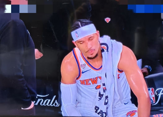 尼克斯的哈特简直太不应该了！在NBA总决赛G3的比赛中，第一节比赛还剩三分半钟的