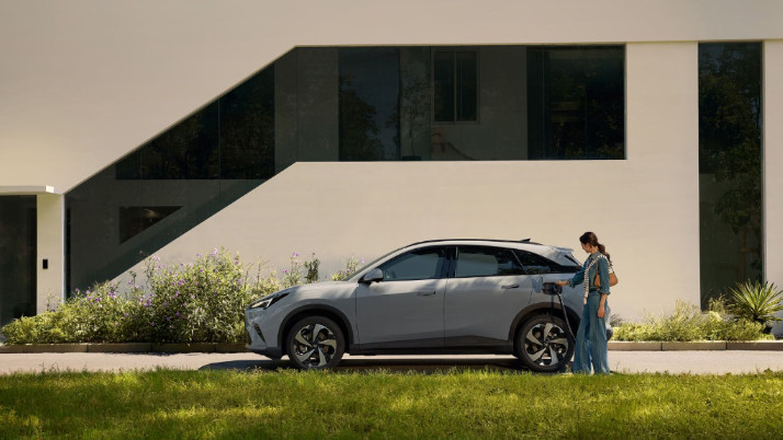 家用SUV终极抉择！深蓝S05与极狐T5深度实测