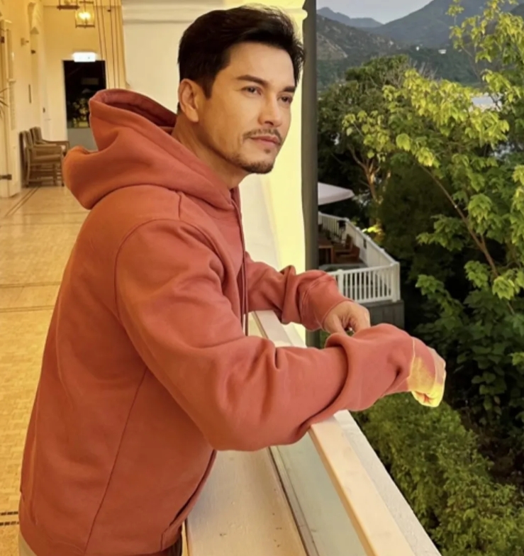 论保养我只服1956年出生的吕良伟，我老爸都比他小7岁，但他看起来比我还年轻。毫