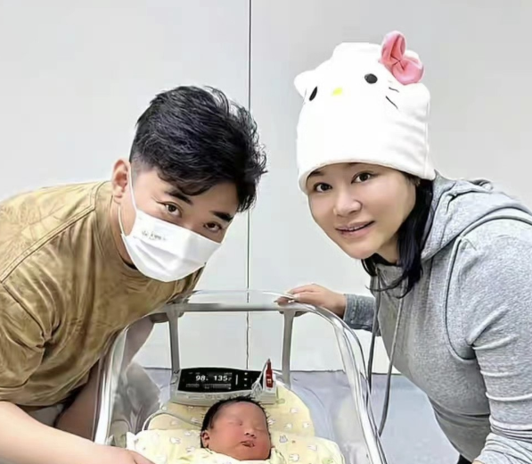 女演员王冕在社交平台发文，官宣生子喜讯，终于梦想成真了，言语中难掩内心的激动与喜