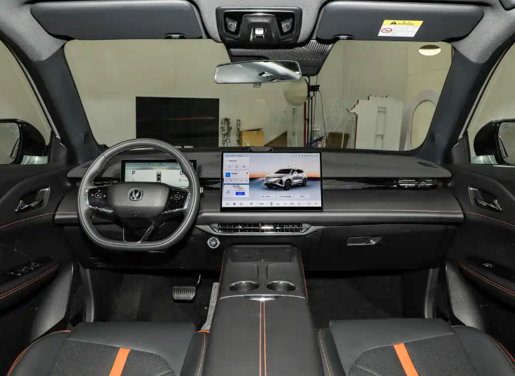 2026款长安UNI-Z上市，售11.59万元起智能化迎来升级
外观方面，202