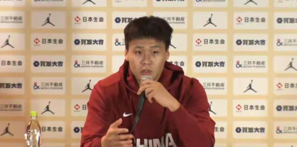 中国男篮逆转日本男篮，赛后队长赵睿点出了关键:

“这是一场艰难客场取胜的比赛”