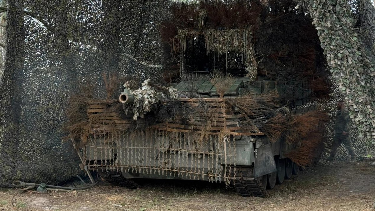 战术创新：乌克兰将豹1A5坦克当作临时火炮使用，射程可达12公里