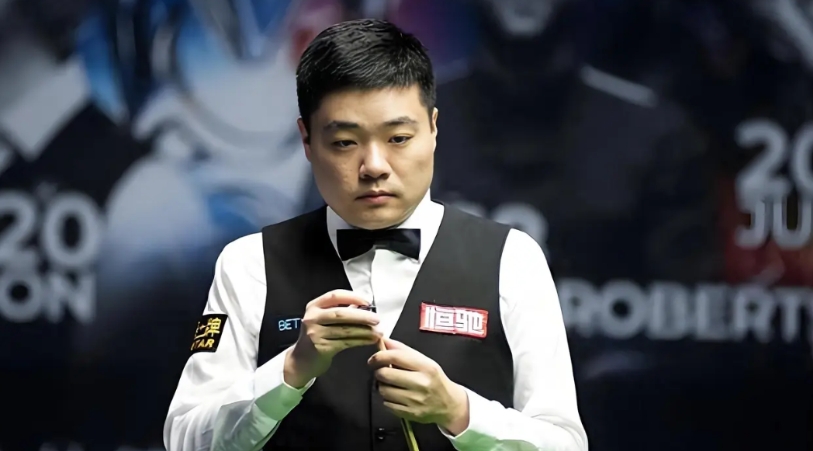 有一种预感，丁俊晖今年将在克鲁斯堡圆梦，虽难度极大，但万一实现了呢？
 
当前（