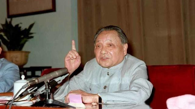 陈云对苏联战略重心和调兵速度的分析使邓小平下定对越反击的决心