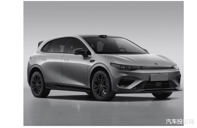 零跑Lafa5 Ultra申报图曝光，180kW电机+激光雷达