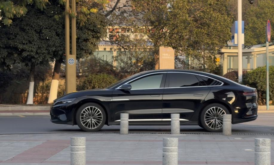 双向奔赴！比亚迪斩获高校教师群体一致认可