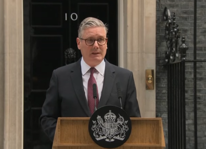 英国首相斯塔默：辞职