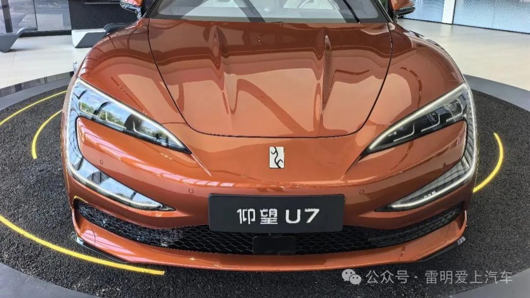 我眼中的仰望U7：技术狂想曲，旗舰新巅峰