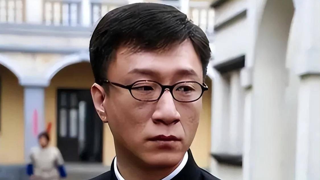 剧圈奖项越来越水！17年前飞天视帝有多卷？10个提名都配拿奖！