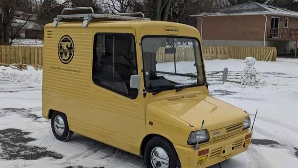 日系方盒子萌神！1987铃木Alto Walkthrough Van现身美国