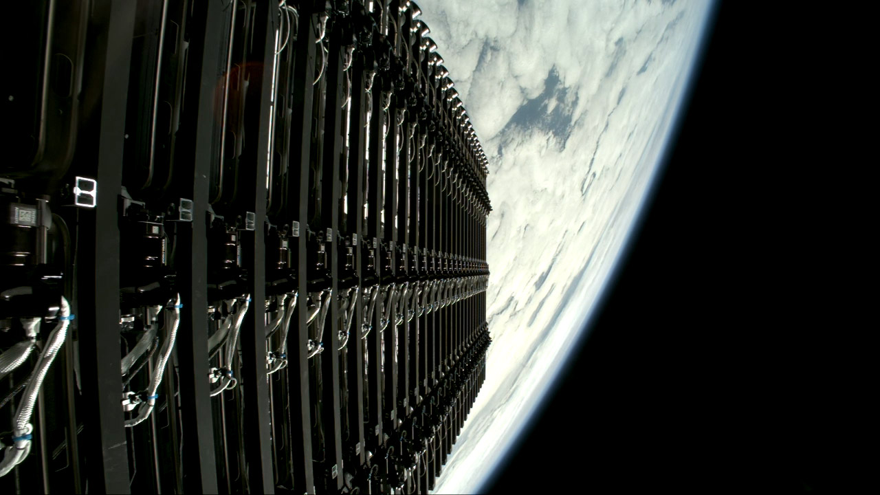 7月9日，SpaceX猎鹰九号B1067助推器执行星链10-42任务，完成第36