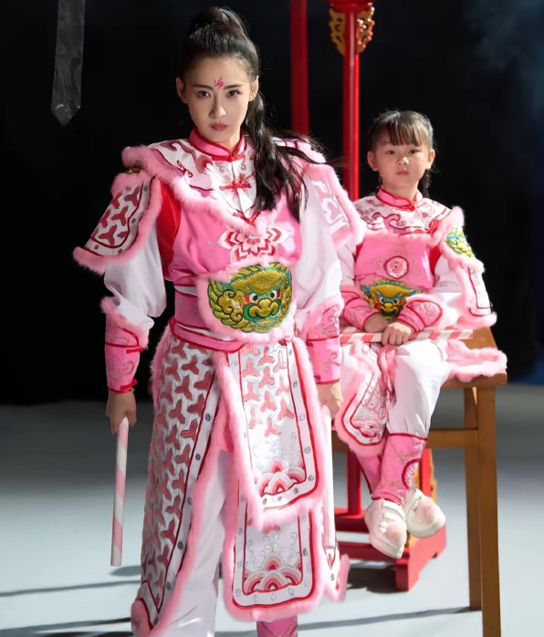 你可以说张柏芝随性
也可以说她不按常理出牌
唯独有一点你们说不了，那就是她天赋顶