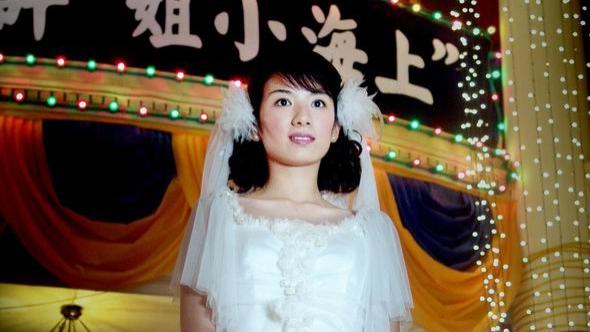 《长恨歌》：一生四五个男人的王琦瑶，为何唯独不爱程先生？