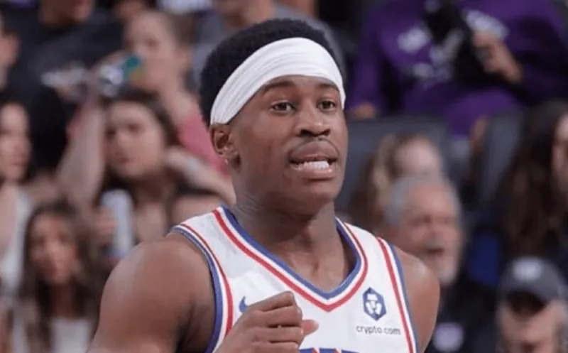 这个vj怎么这么强？

今天凯尔特人VS76人G2的比赛看了两节球一点不像新秀，