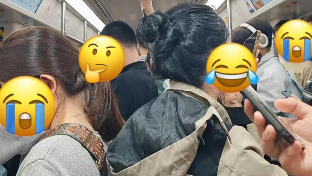 坐了一次三号线，差点热死在里面