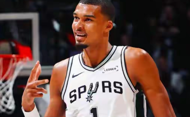 明天上午8:30，NBA总决赛G4，马刺客场对阵尼克斯。目前尼克斯总比分2 - 