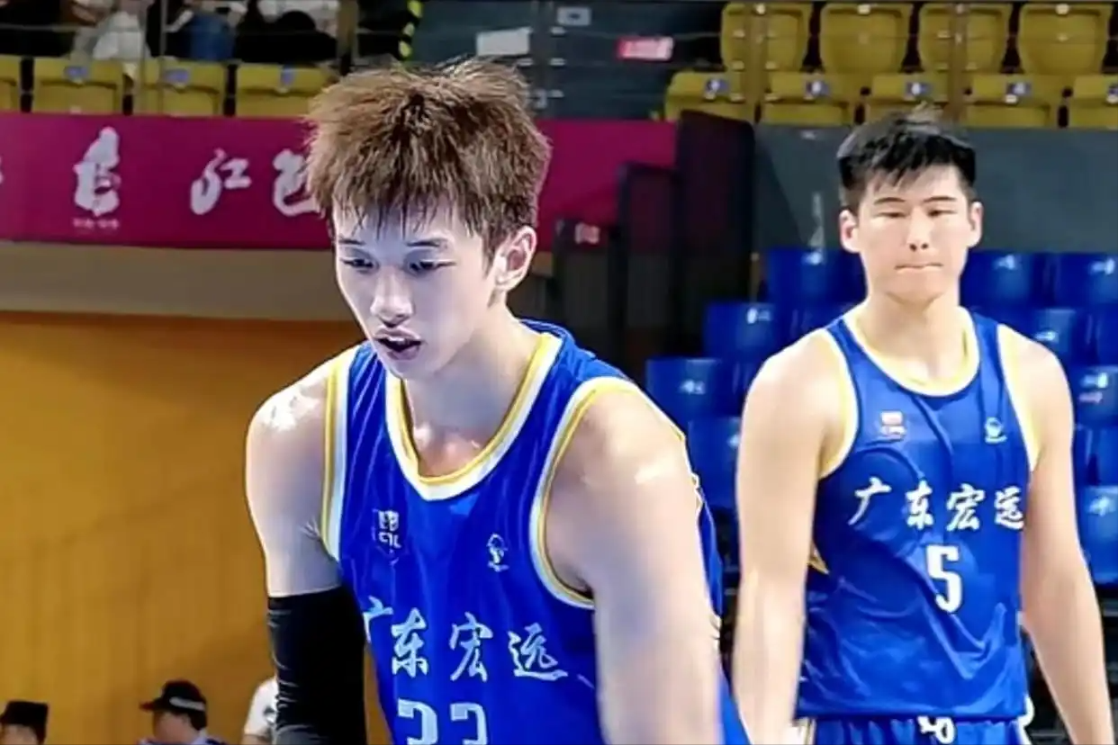 杨溢34+9率队夺冠，王洪泽20+15，青岛队惜败