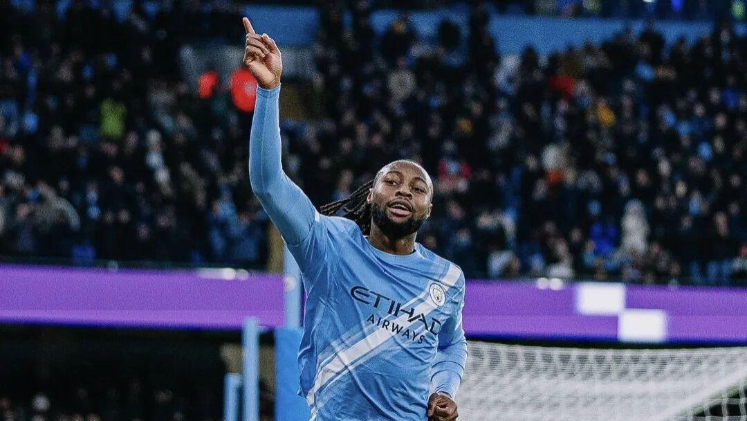 曼市德比即将打响，瓜迪奥拉会为曼城留力？