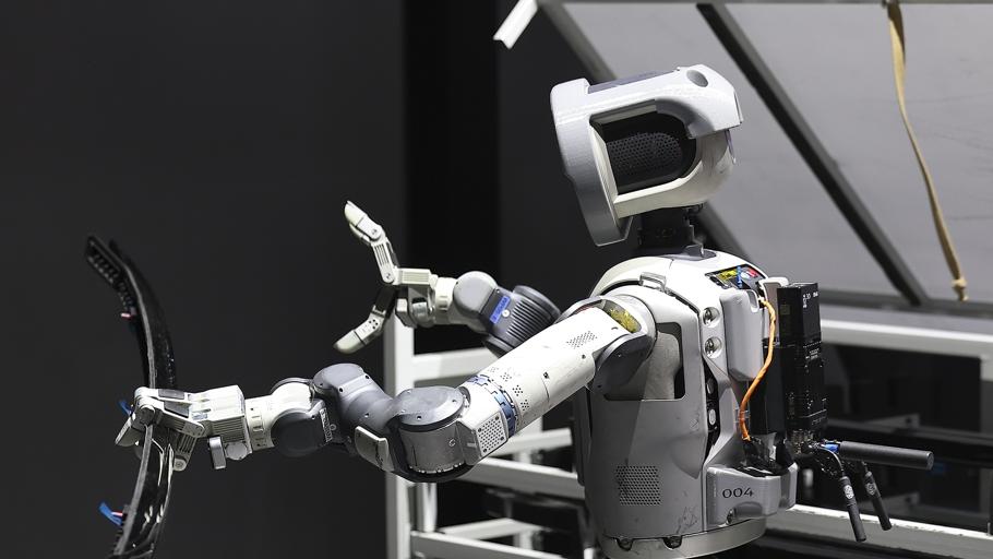 “人机大战”出现了