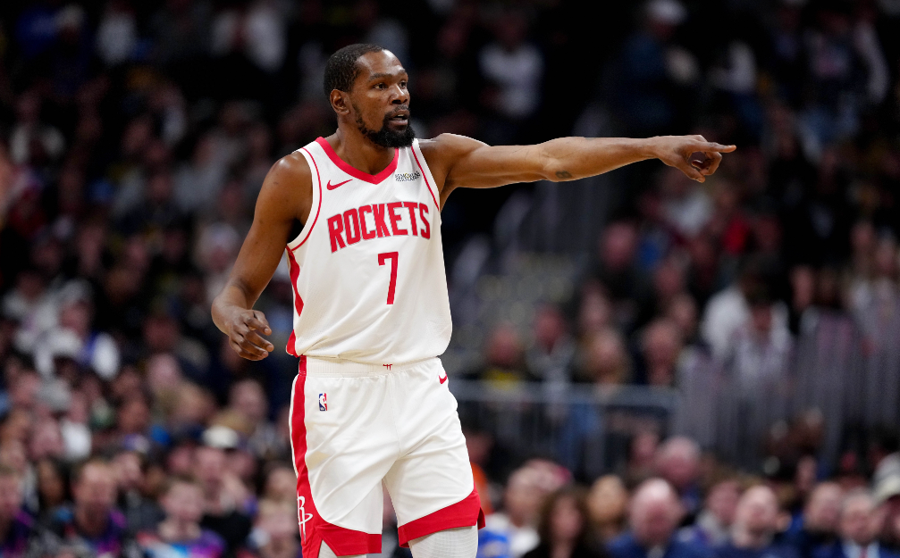 阿杜就该今天对老鹰这样用，0失误

用来终结就是大杀器，不要再持球战术发起了，偶