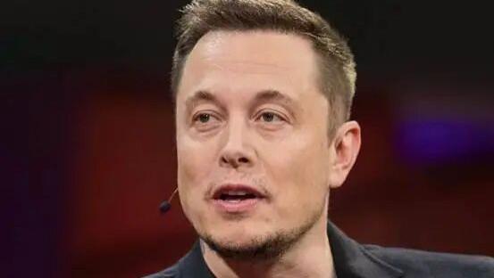 马斯克官宣开建史上最大芯片厂：年产能目标为现有全球产能50倍