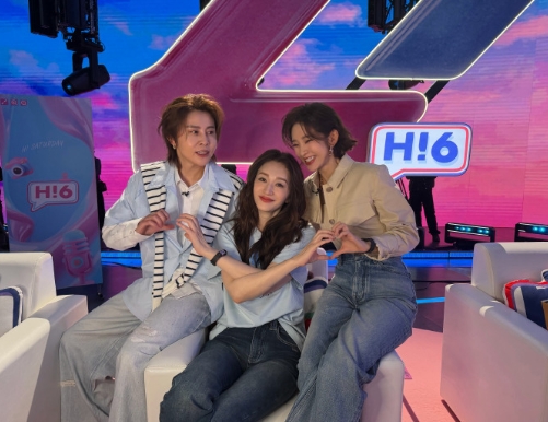 李小冉、王濛、唐艺昕再合体！李小冉姐姐在线呼唤大家投票，这样就可以在hi6复刻名