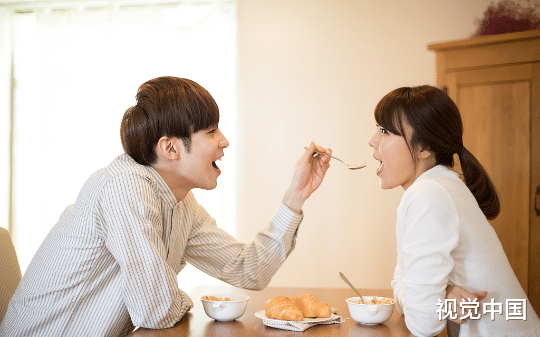 结婚五年，发现婚房是租的，更可气的是还了五年房贷的房子，老公给了小三在住