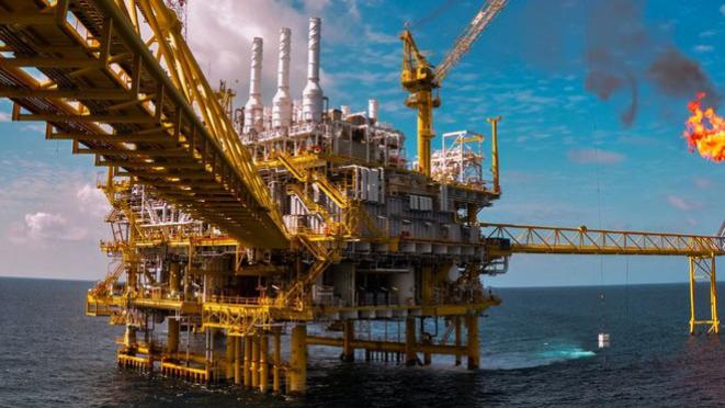 特朗普的“20倍打击”与霍尔木兹海峡的“死亡游戏”