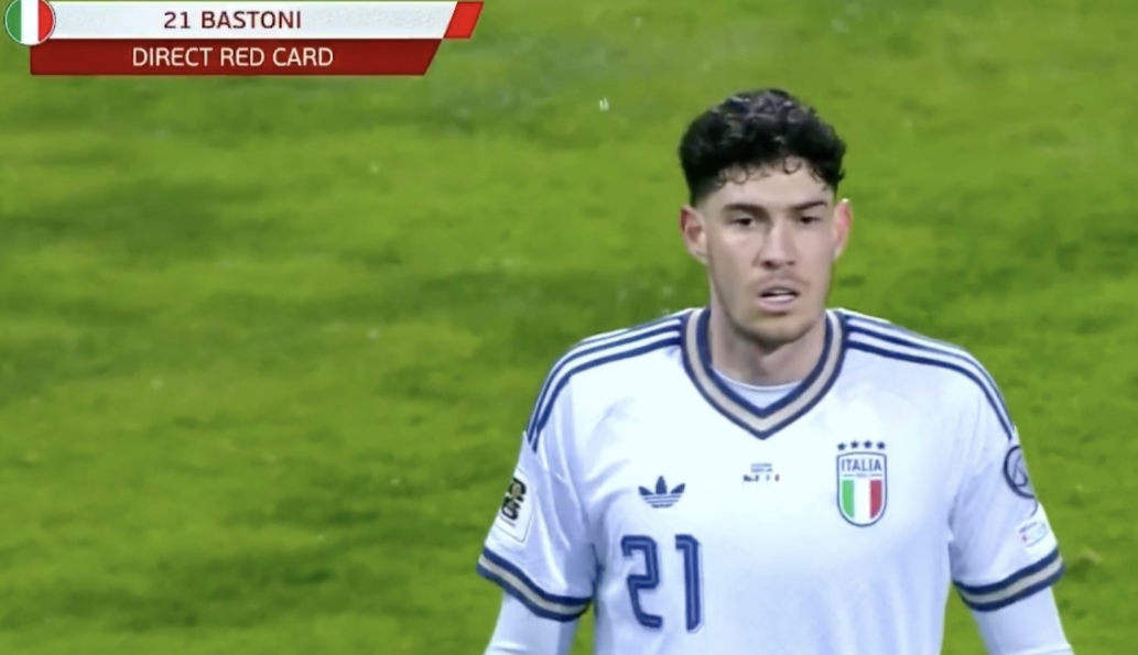 没曾想四星意大利，竟栽在波黑脚下。连续三届无缘世界杯决赛圈，这不是愚人节的玩笑，