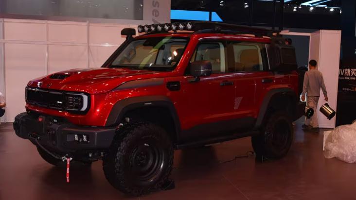 27.98万买BJ40？车宽2065mm配原厂氮减，这回是“合法改装”