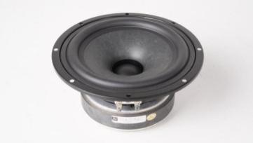 索威ISP中小尺寸同轴扬声器在汽车音响系统中的应用