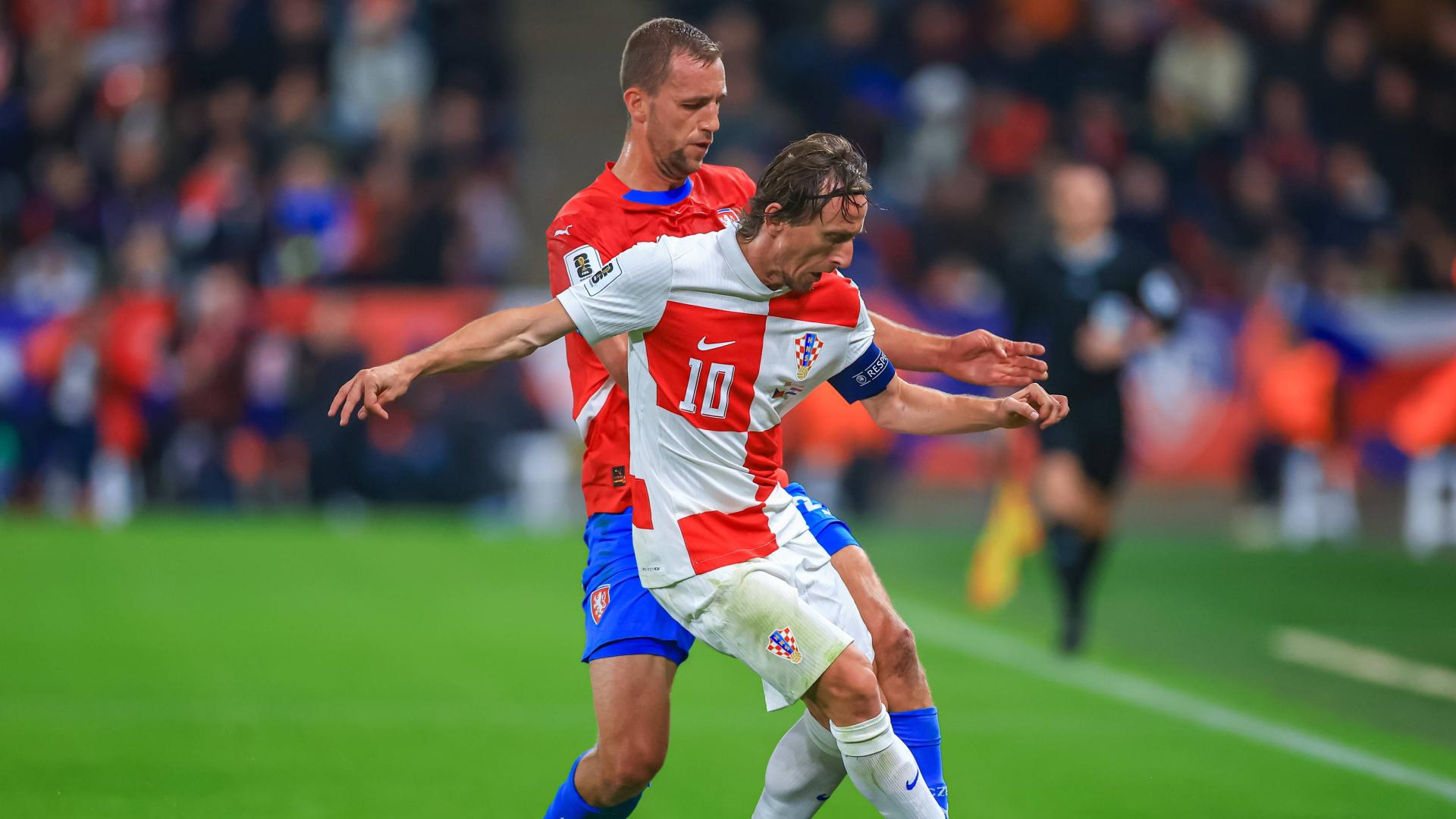 3.31布拉格的钢铁堡垒与北欧海盗的锋利獠牙：一场关乎美加墨门票的终极博弈