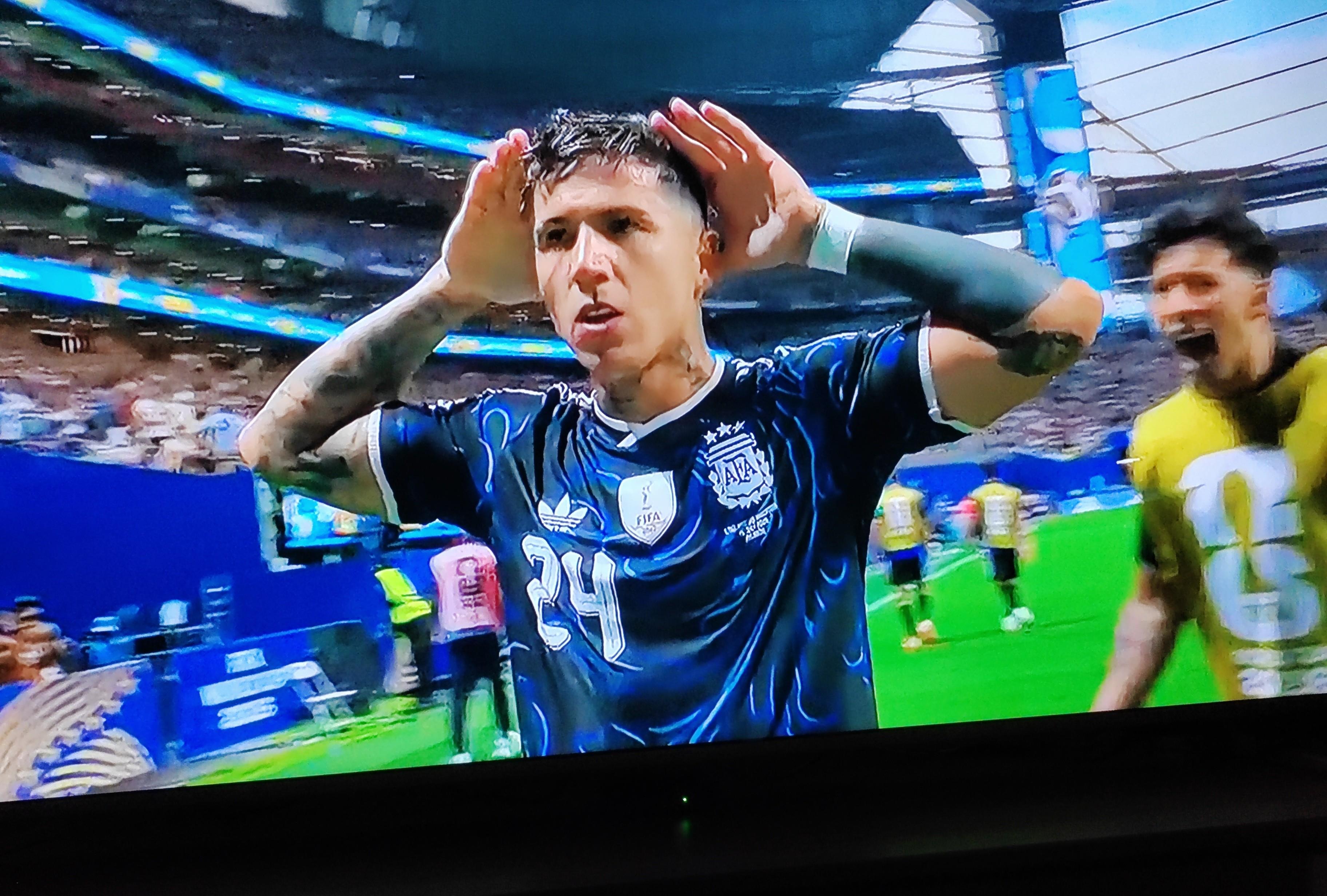 阿根廷2-1逆转英格兰第6次挺进决赛，以下6大要素起关键作用———

1、一