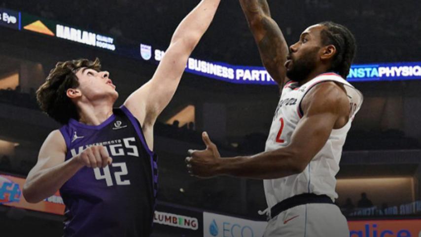 哈登一走伦纳德彻底杀疯！41 分屠狼 ， 31 连 20 + 创 41 年队史，战神卡单核封神！