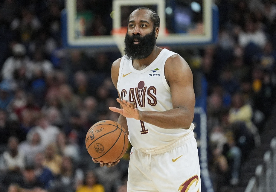 加盟骑士后，哈登的常规赛数据已经出炉

出场26场，场均20.5+4.8+7.7