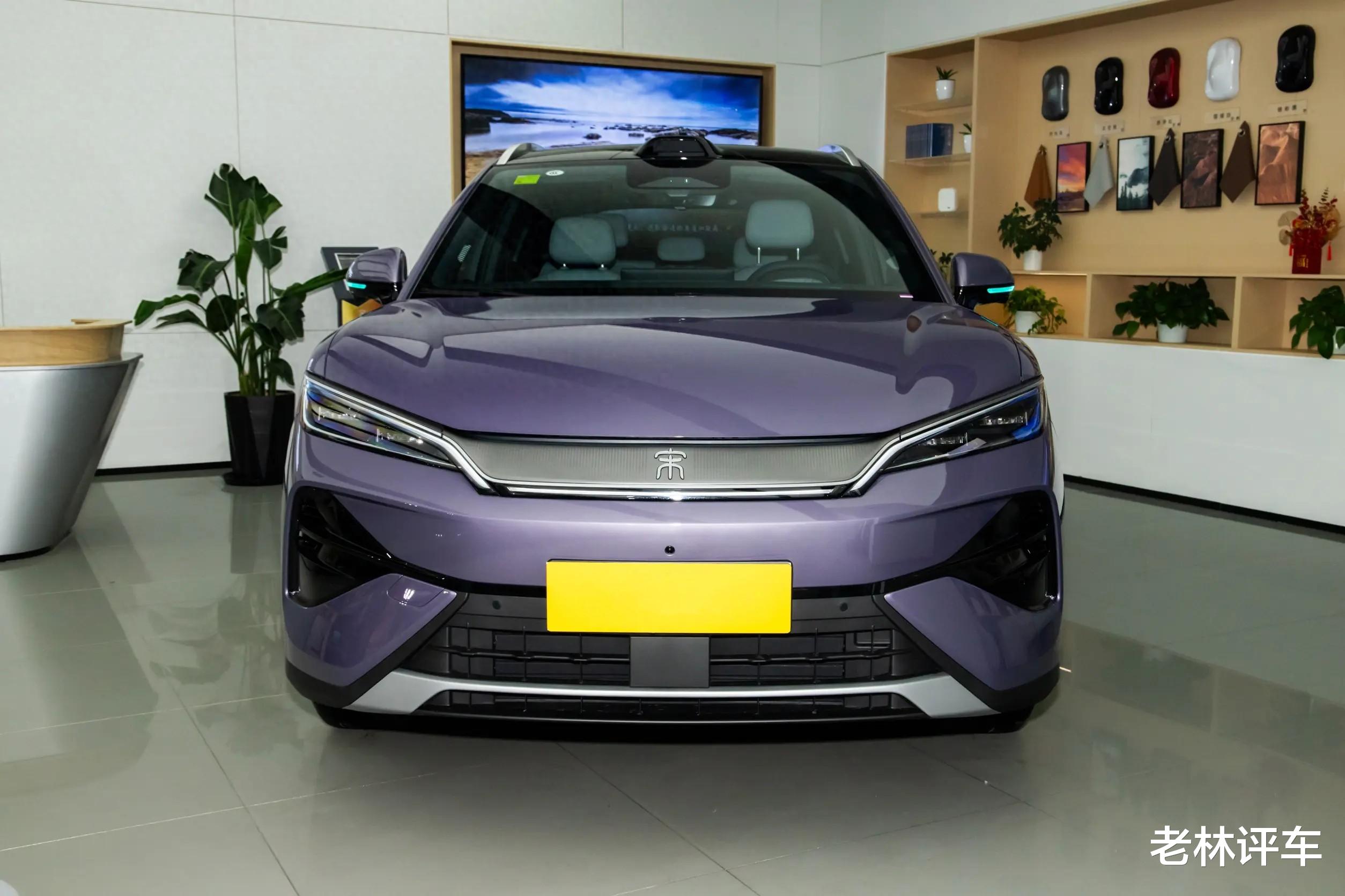 比亚迪全新SUV上市，第二代刀片电池+闪充+云辇-C，售15