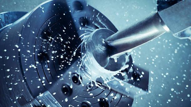 欧美绞杀？国产机床如何重塑新一代精密加工的边界？